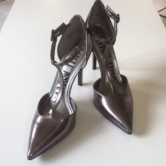 SAM LIBBY. Metallic silver gray heel - Picture 2 of 6